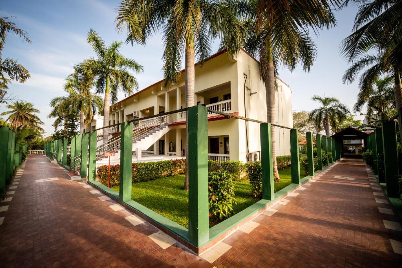 Great Trails Riverview Thanjavur By Grt Hotels Exteriör bild